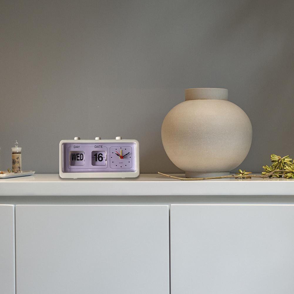 Alarm Clock Display Vintage Calendar