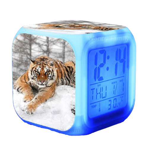 Réveil Led tigre dans la neige