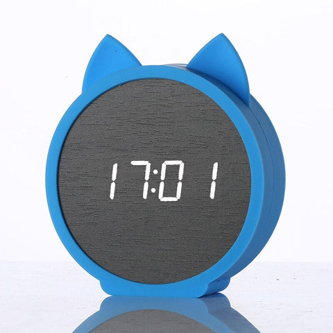 Elegante reloj despertador con orejas de gato